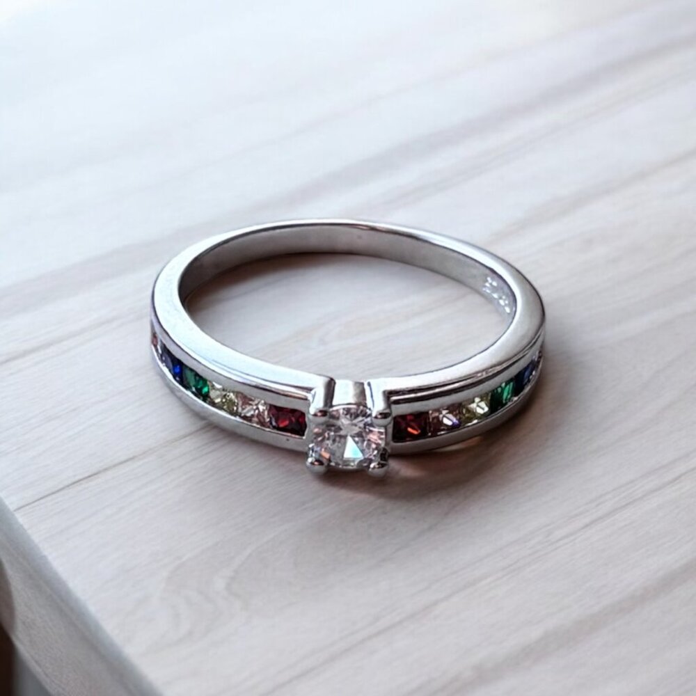 The Colorful Princess Ring - Picture 5 of 6